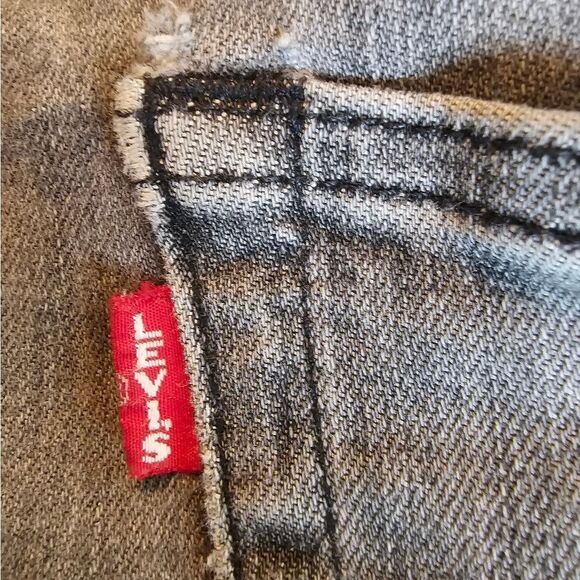 Levis Premium BIG E gray Jeans. 512 33 X 32" Inseam - Picture 6 of 9